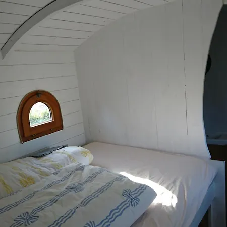 Hotel Roulotte La Salicorne